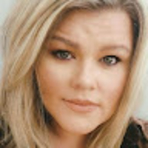 Meet your Posher, Lindsay - Picture 1 of 1